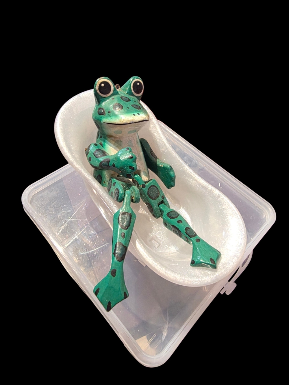 Mini Bathtub In White Resin, Jewelry Box, Change Box - Picture 5 of 5